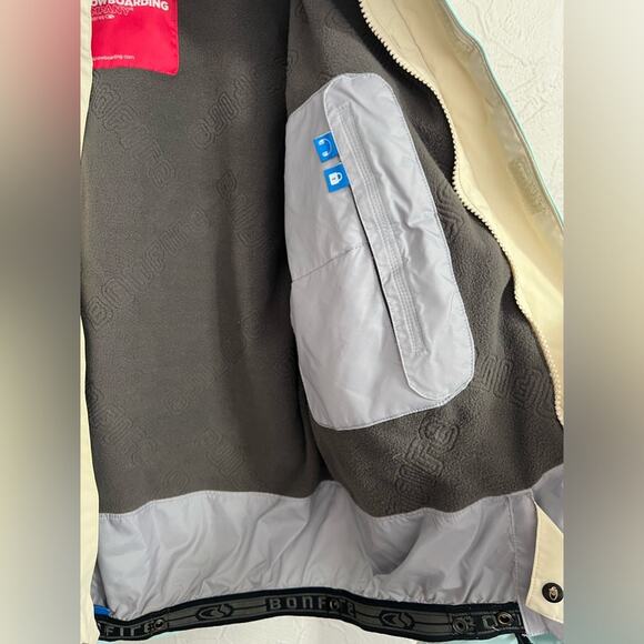 Bonfire Fusion Radiant Skiing Snowboarding Classic Fit Womens Jacket Size Medium - Picture 8 of 9